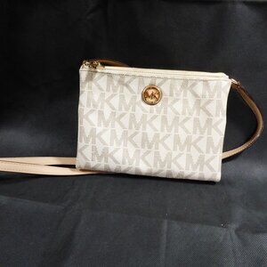 Michael Kors Small Signature Logo Crossbody Purse